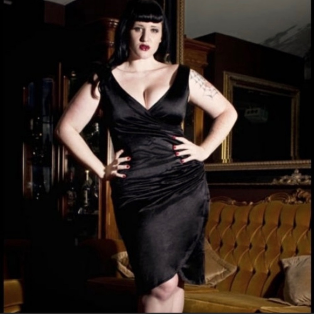 Greta wiggle dress PUG